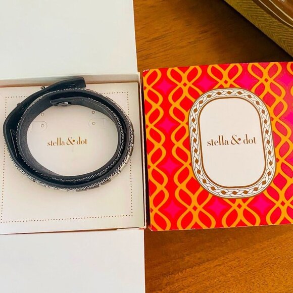 💜 Stella & Dot Hematite Cady Wrap Bracelet - Like New! - Picture 6 of 6